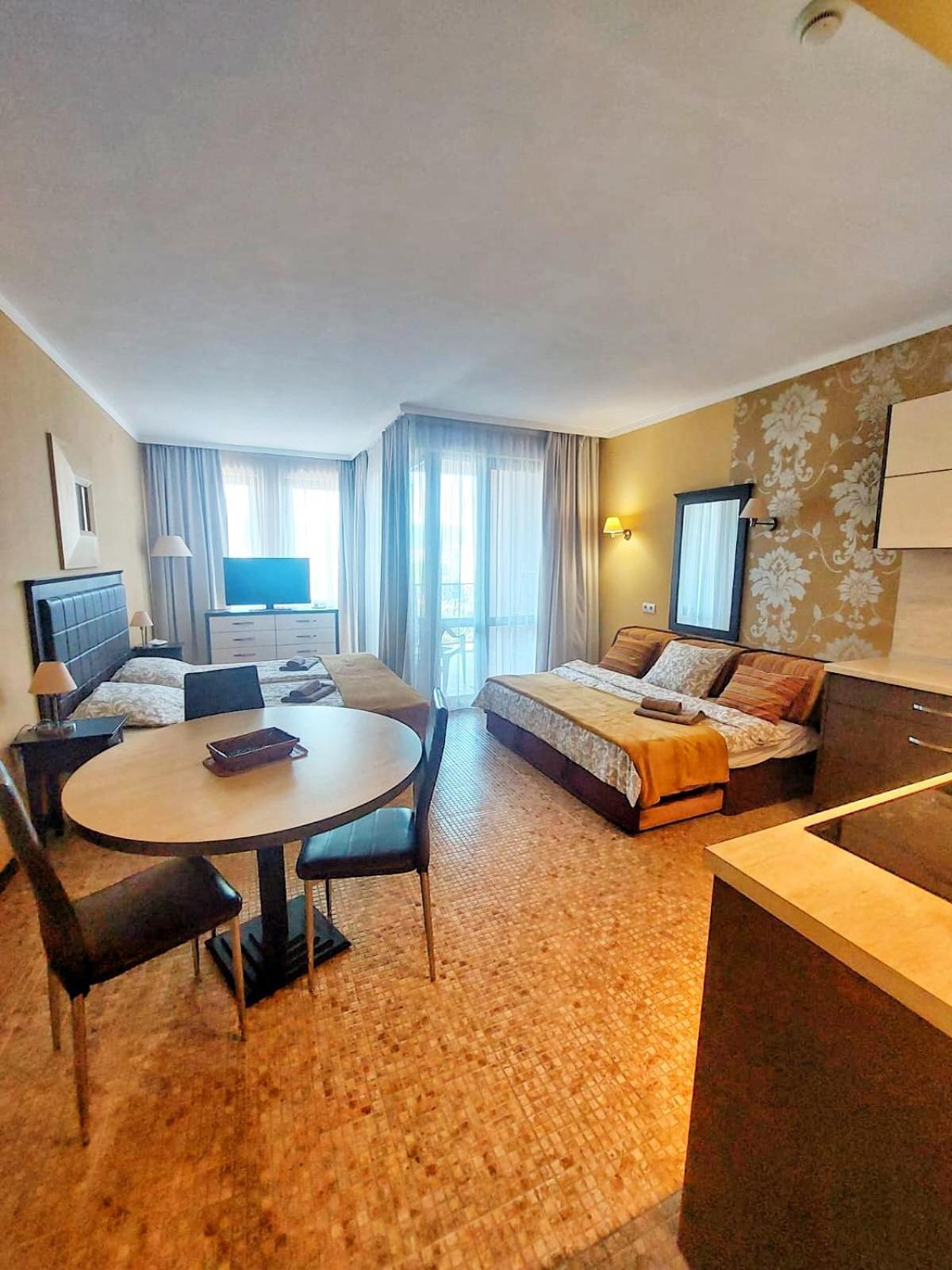 Cozy Apartment In Barcelo Royal Beach Hotel ***** Sunny Beach Exterior photo